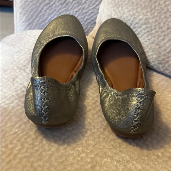 Lucky Brand Metallic Flats - Picture 2 of 4